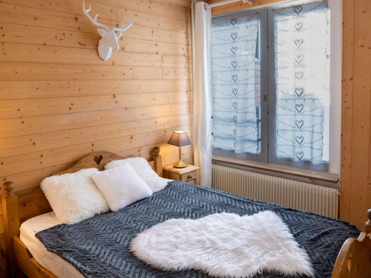 Image 5 of Val Thorens – Appt 6 pers rénové, 2 chambres, WiFi, loc. à skis, proche pistes – FR-1-637-28