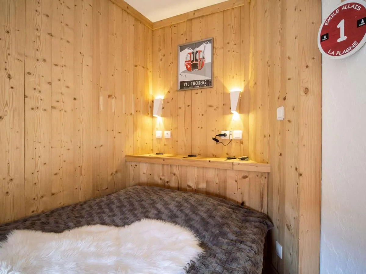 Image 6 of Val Thorens – Appt 6 pers rénové, 2 chambres, WiFi, loc. à skis, proche pistes – FR-1-637-28
