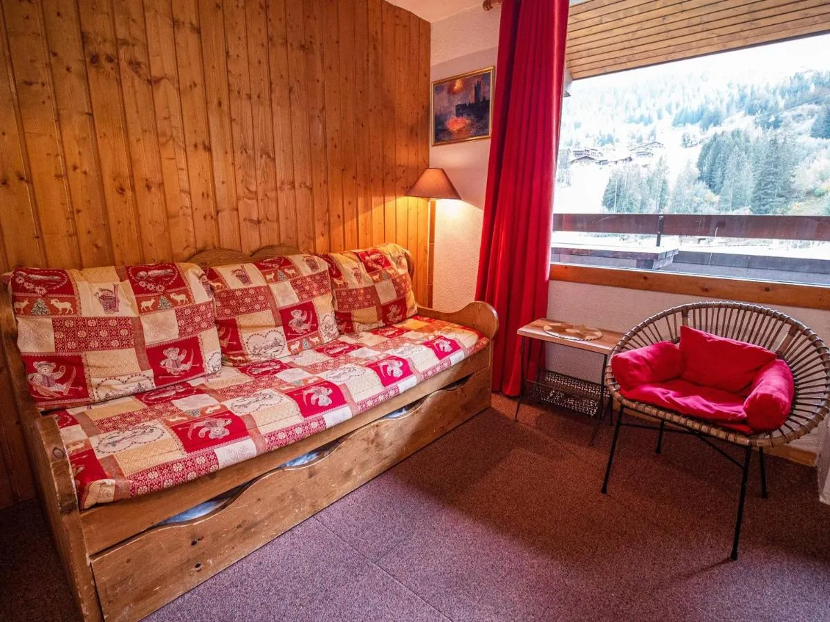 Image 1 of Valmorel : 3P lumineux, pied des pistes, proche ESF, balcon sud-est – FR-1-356-319