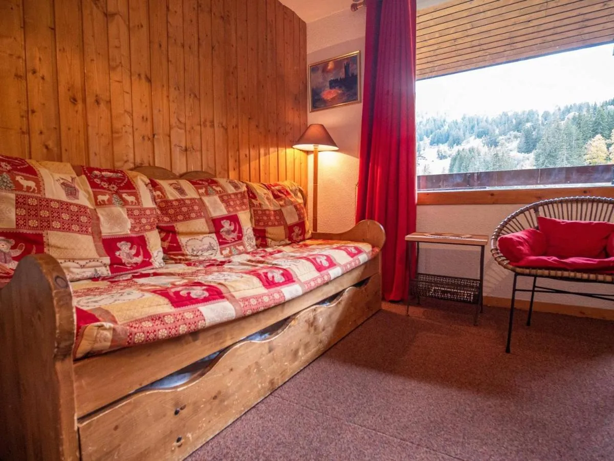 Image 3 of Valmorel : 3P lumineux, pied des pistes, proche ESF, balcon sud-est – FR-1-356-319