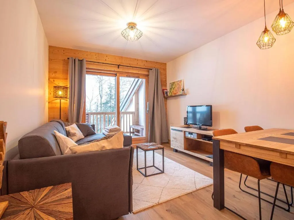 Image of Valmorel: Appt 6 pers, 2 ch, parking, wifi, skis aux pieds – FR-1-356-511