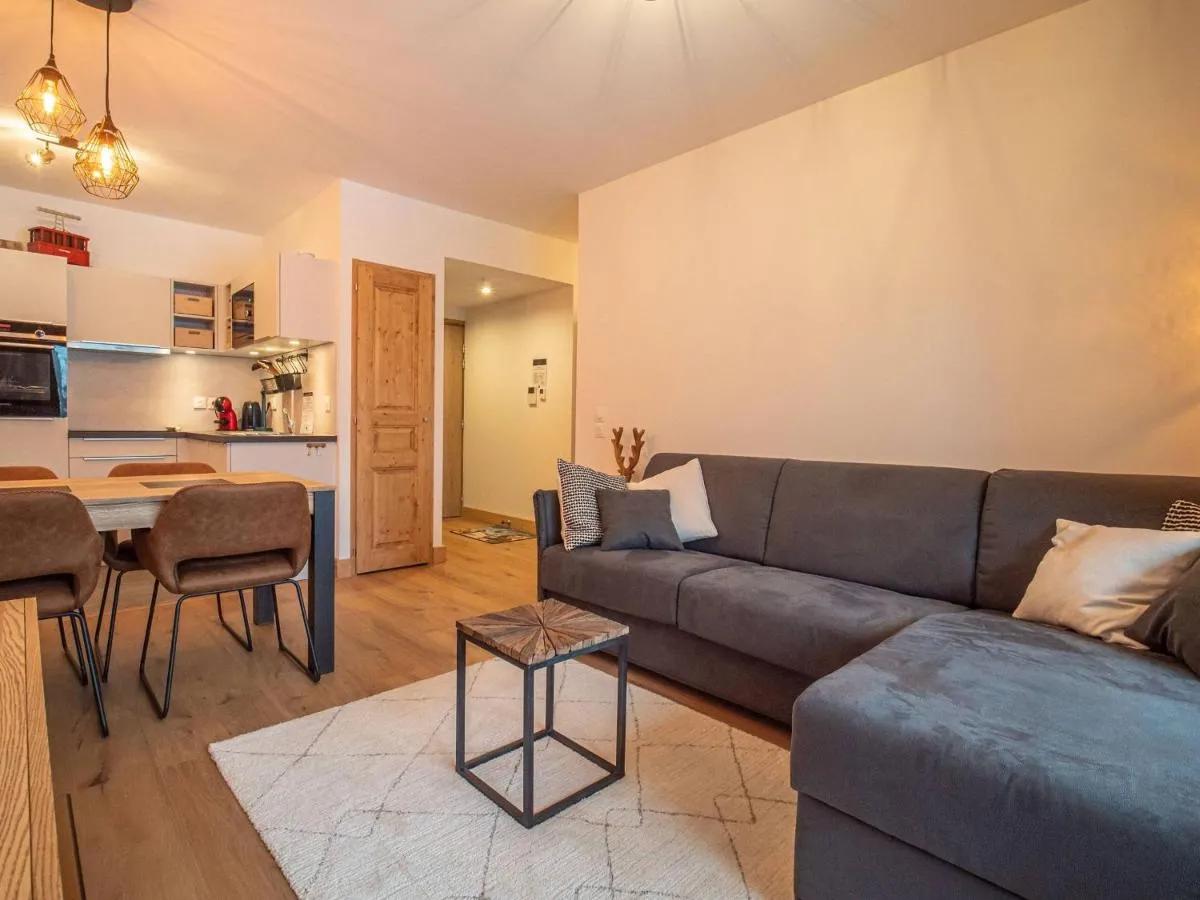 Image 3 of Valmorel: Appt 6 pers, 2 ch, parking, wifi, skis aux pieds – FR-1-356-511