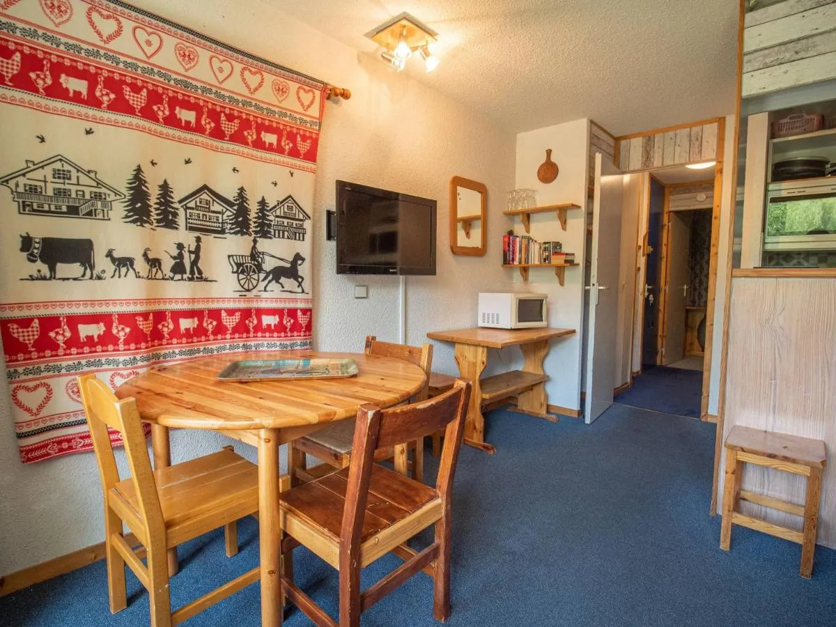 Image 3 of Valmorel Crève Coeur 2 Pièces – Animaux Acceptés, Parking, Balcon – FR-1-356-504