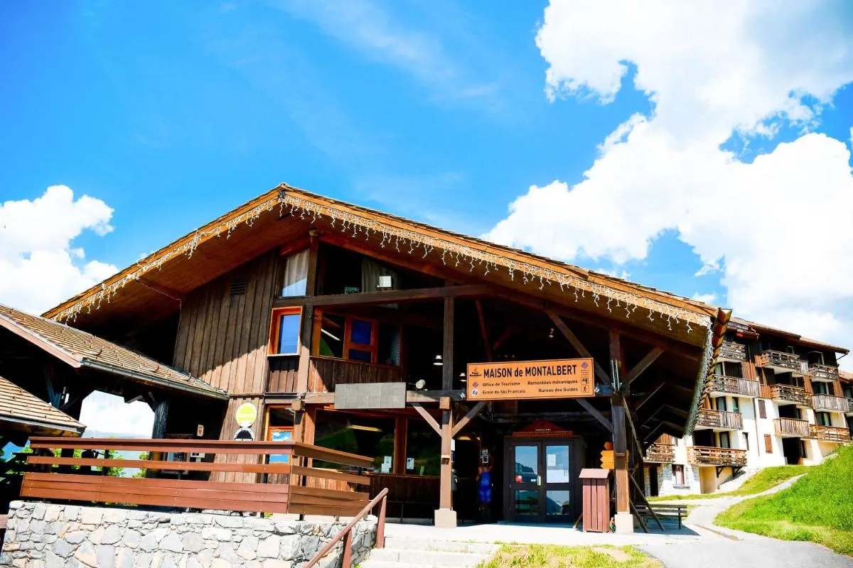 Image 3 of Your apartment near the ski lift