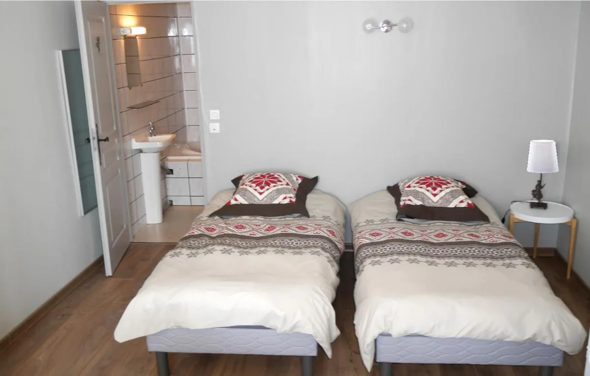 Image 2 of alpes studio
