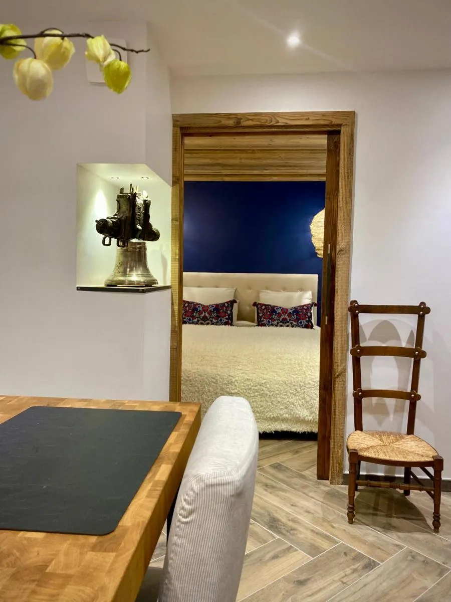 Image 5 of l atelier