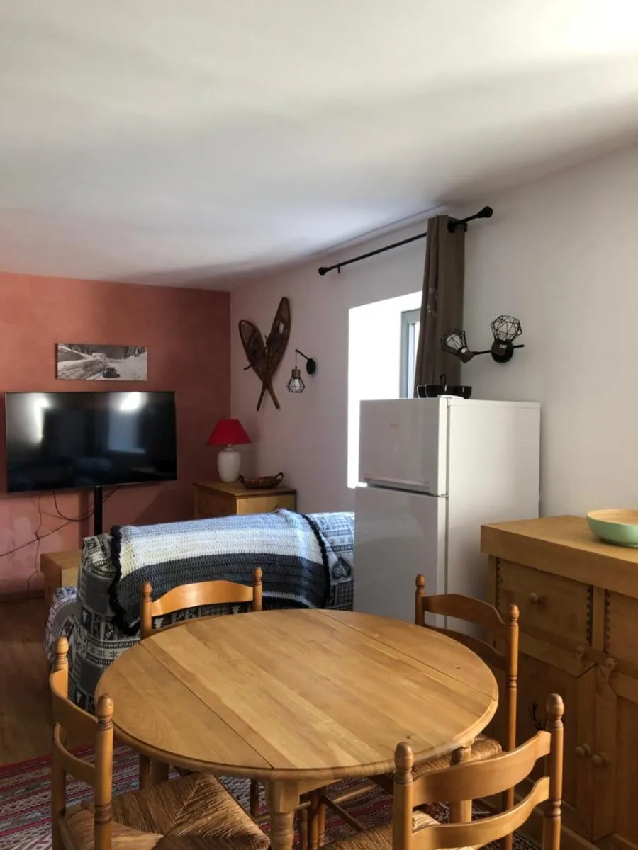 Image 2 of location studio de 2 – 4 personnes