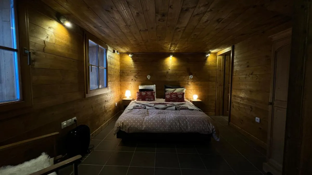 Image 6 of mini duplex dans chalet