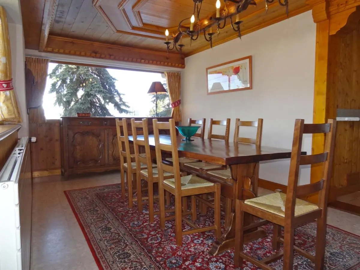 Image 6 of Chalet Lafarge