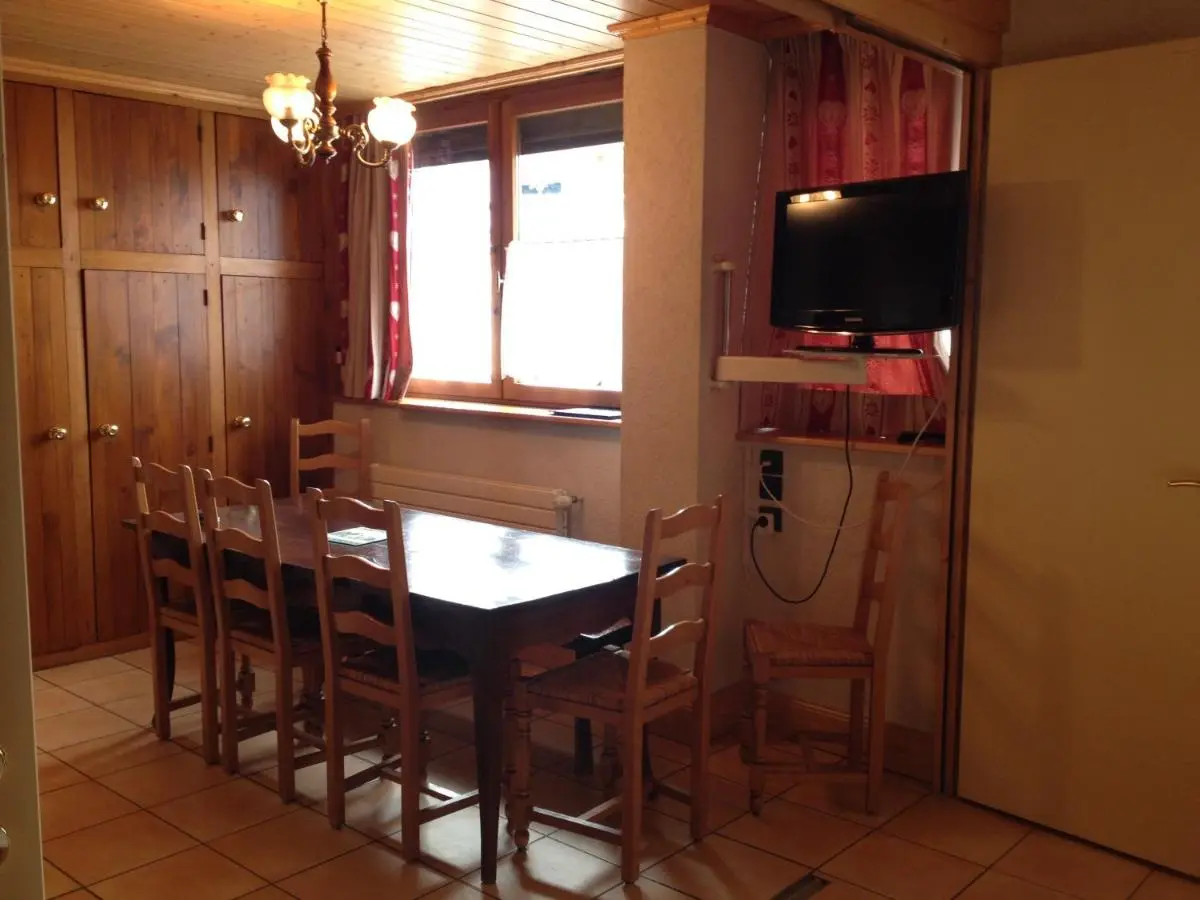 Image 4 of Chalet Lafarge