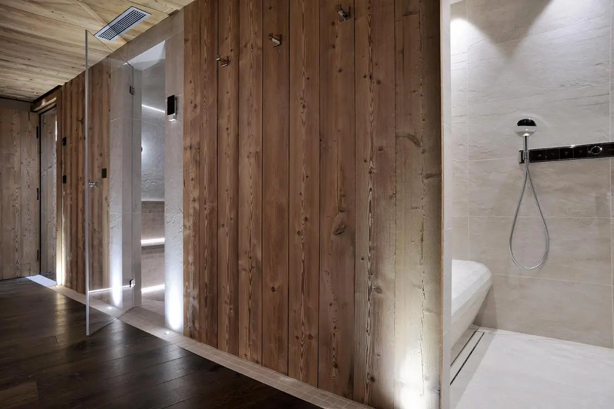 Image 2 of Chalet Le Moulin, Courchevel Le Praz, 6 chambres, Ski in, Ski out
