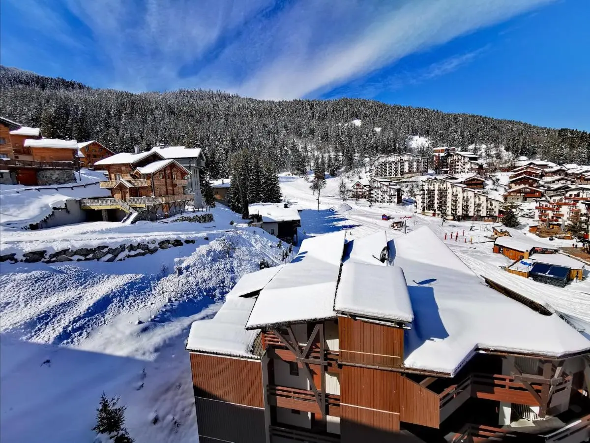 Image 5 of Chaleureux T2 La Tania Courchevel pieds des pistes