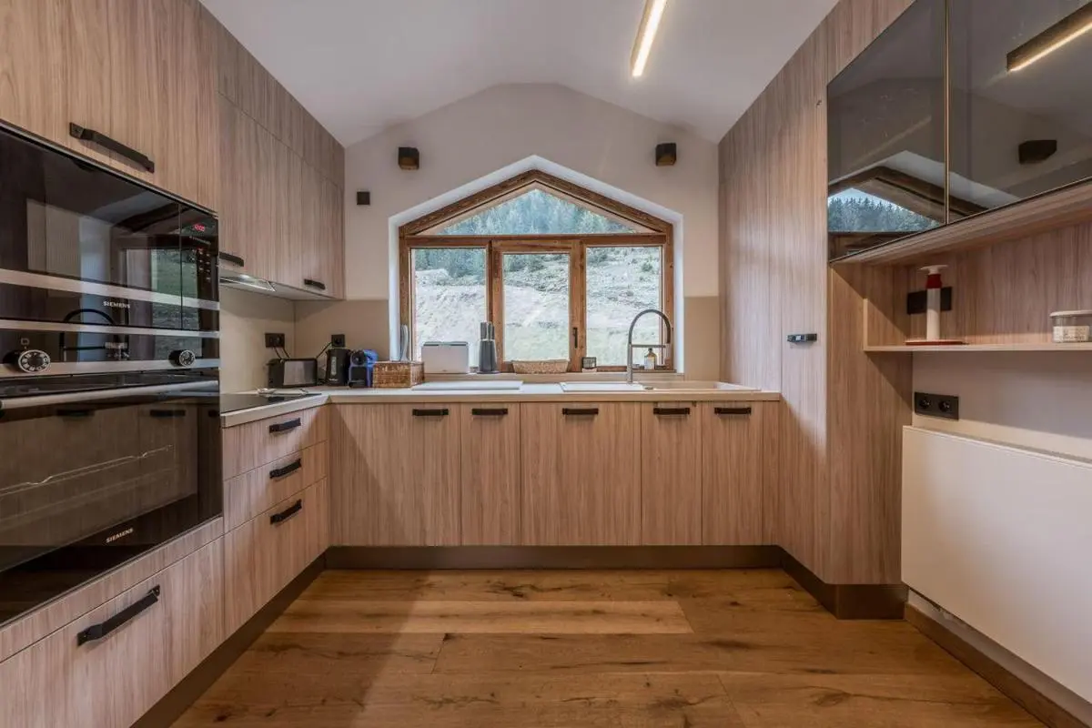 Image 5 of Courchevel cozy Penthouse with Views & Parking Residence Hellebore