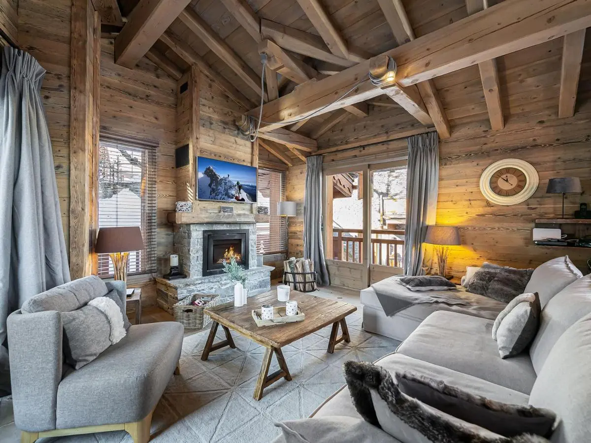 Image 4 of Luxueux Appart-Chalet avec Jacuzzi et Sauna à Courchevel 1550 – FR-1-613A-14