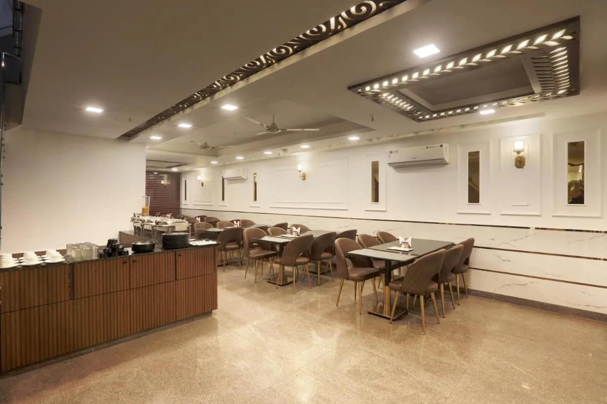 Image 3 of Airport Hotel Chanakya