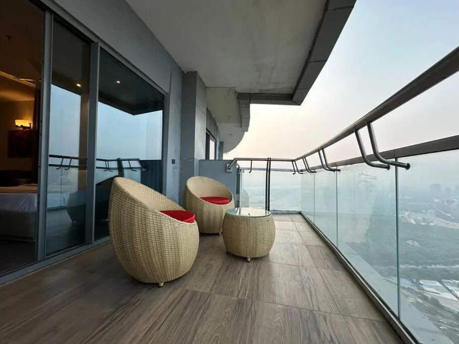 Image 2 of Best Panoramic (River& City)View