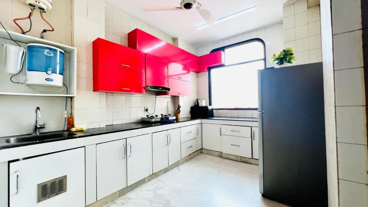 Image 3 of BluO Studio – Defence Colony – BathTub, Kitchen