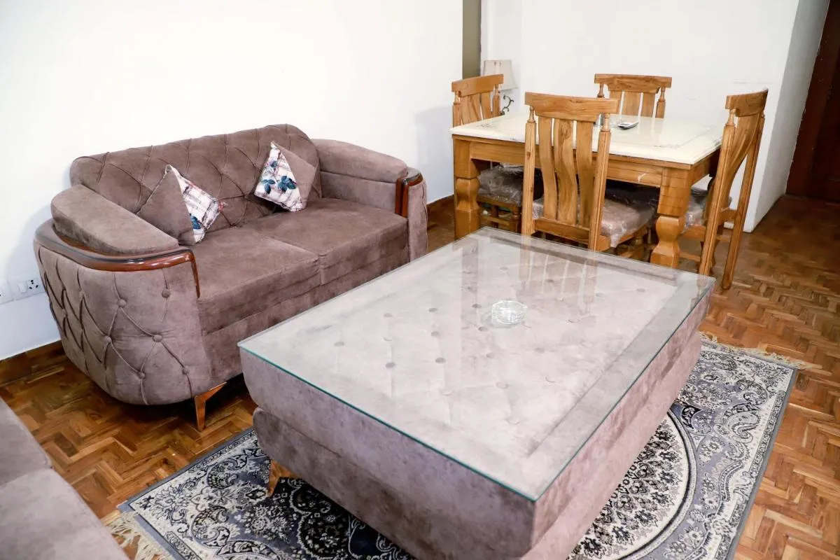 Image 3 of Fortune Home Service Apartment 3Bhk,E-28 Saket 1B