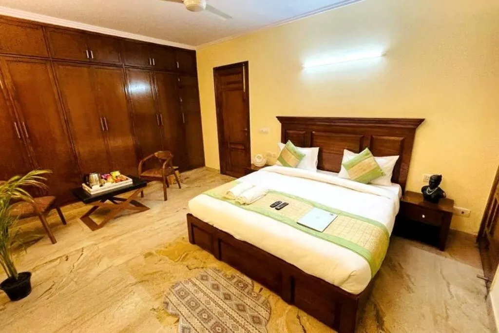 Image 1 of Fortune Home Service Apartment 4Bhk,D-36, Saket