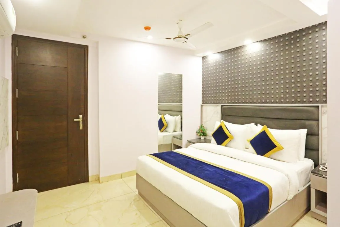 Image of Frankstay By Hotel Mayfair Residency