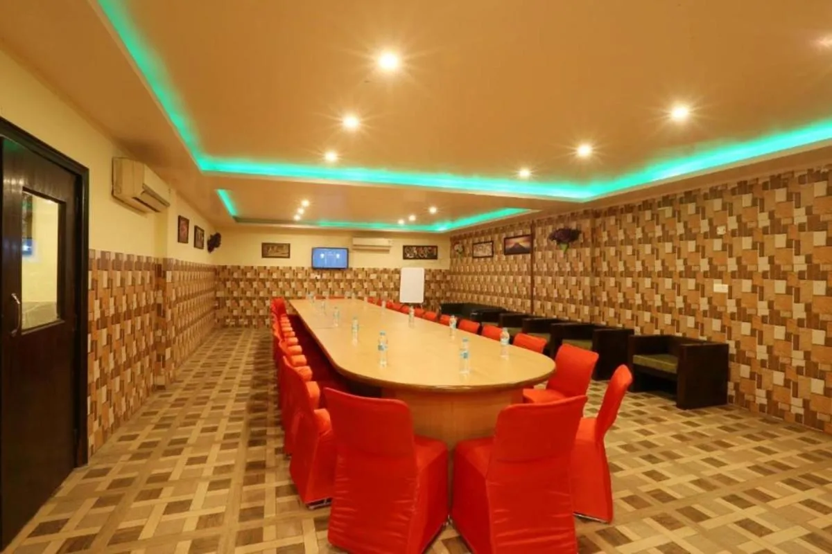 Image 6 of Grand Castel Blue At IGI Airport