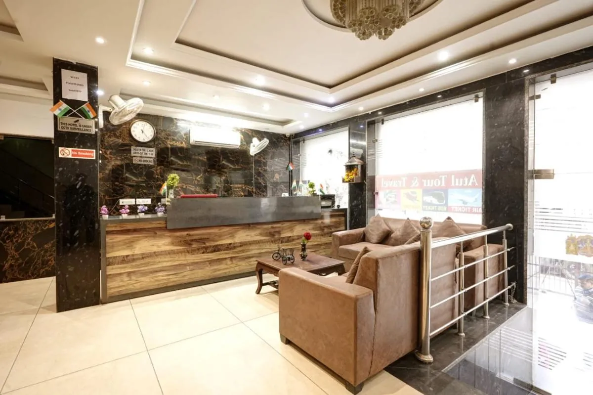 Image 3 of Grand Hotel IVY