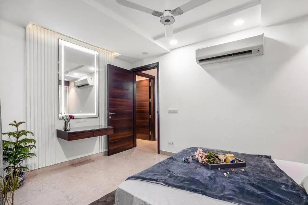 Image 2 of Homlee – Pentagon 3 bhk super luxury flat in Saket