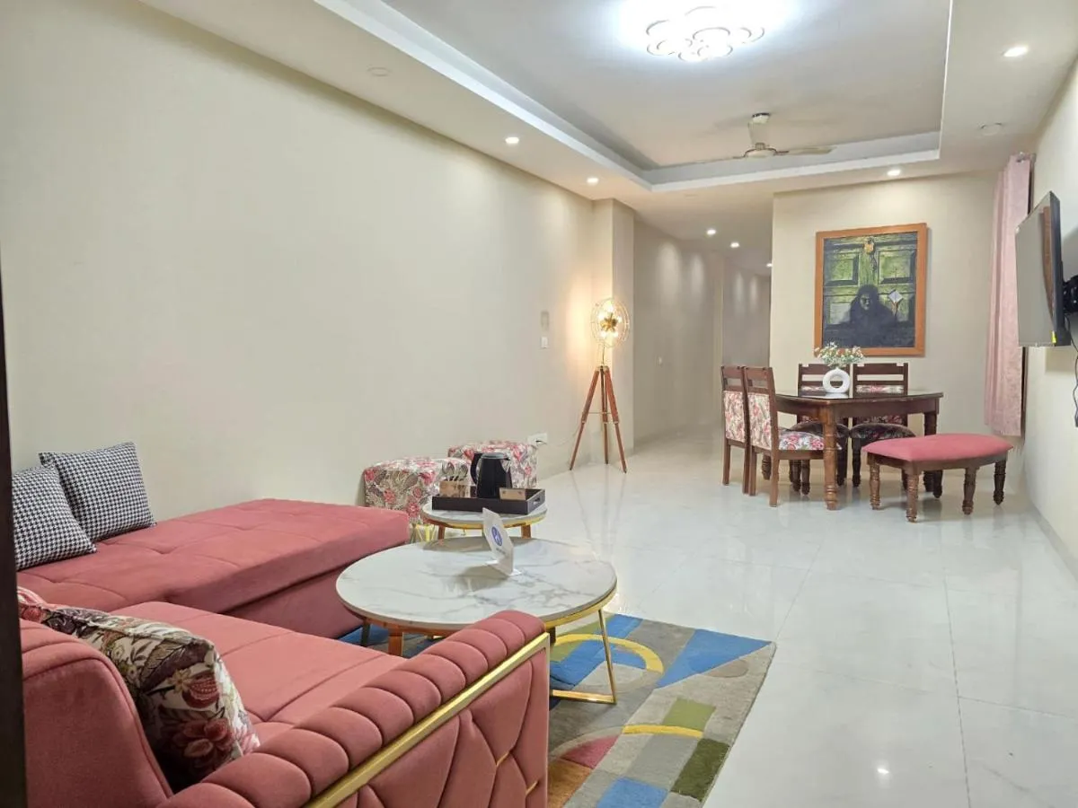 Image 2 of Homlee-Saket Anupam Stylish 3BHK in South Delhi