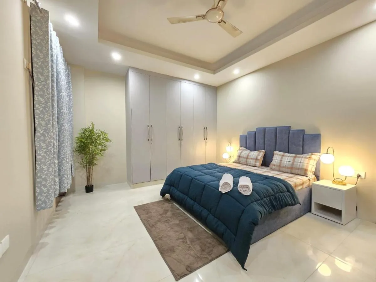 Image 1 of Homlee-Saket Anupam Stylish 3BHK in South Delhi