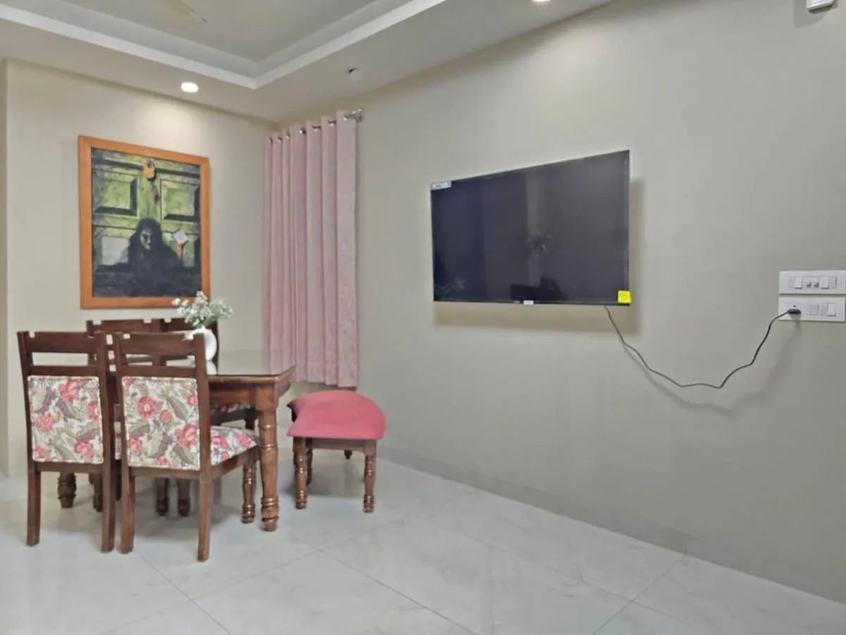 Image 5 of Homlee-Saket Anupam Stylish 3BHK in South Delhi