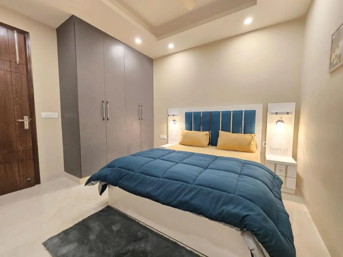 Image 4 of Homlee-Saket Anupam Stylish 3BHK in South Delhi