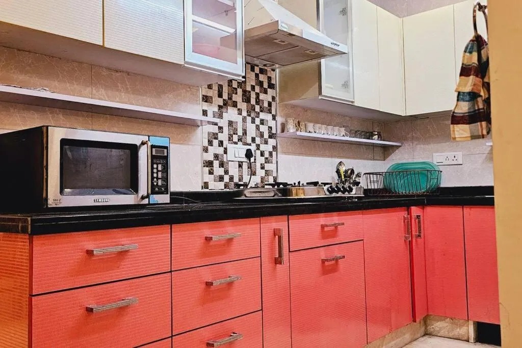 Image 3 of Hostmystay-2bhk Amarcolny Market