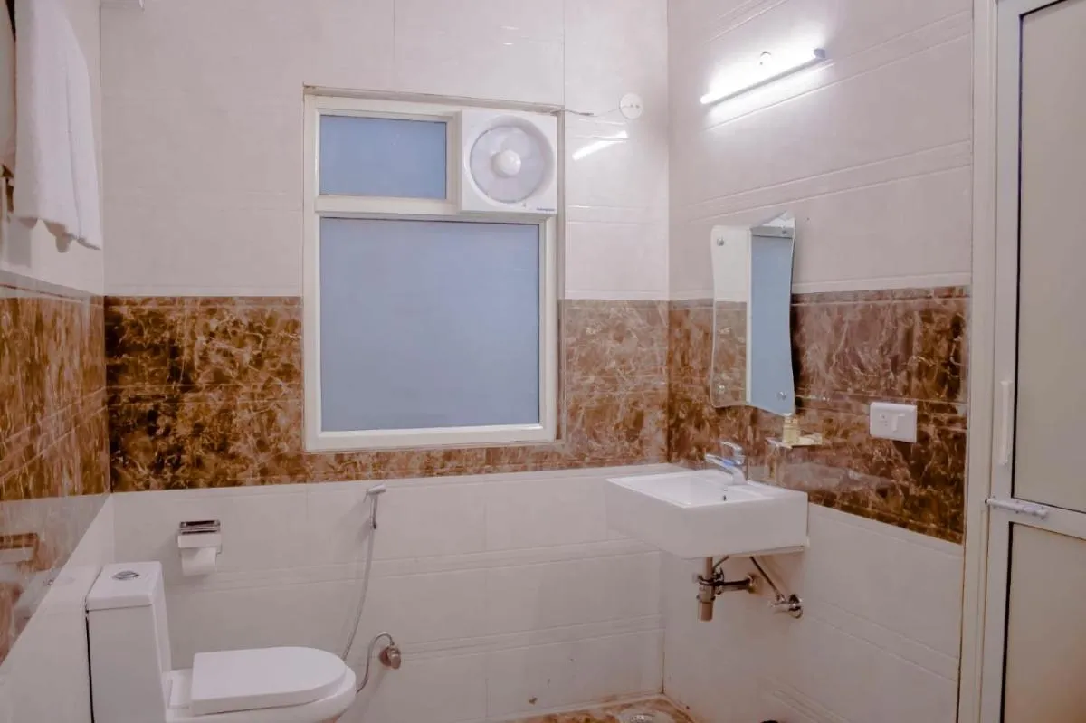 Image 2 of Hotel Airport City Near-Delhi Domestic Airport