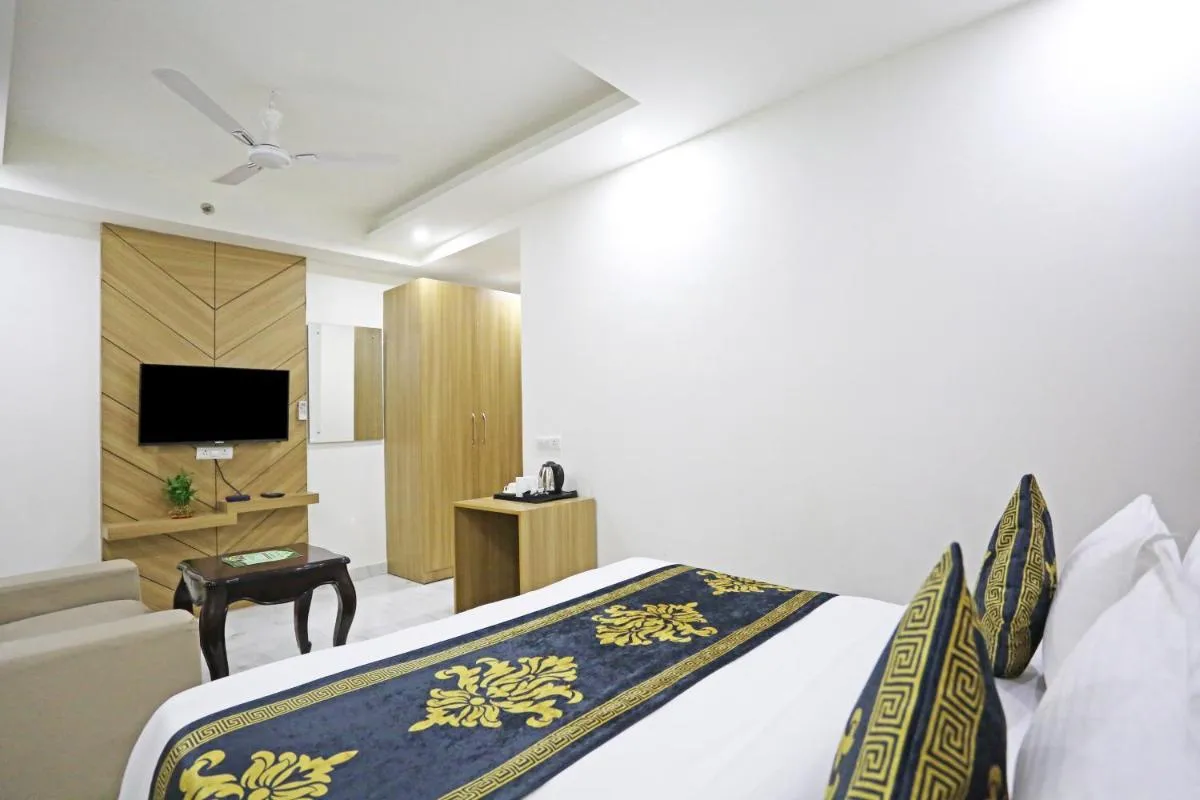 Image 6 of Hotel Decent Suites – Delhi Airport