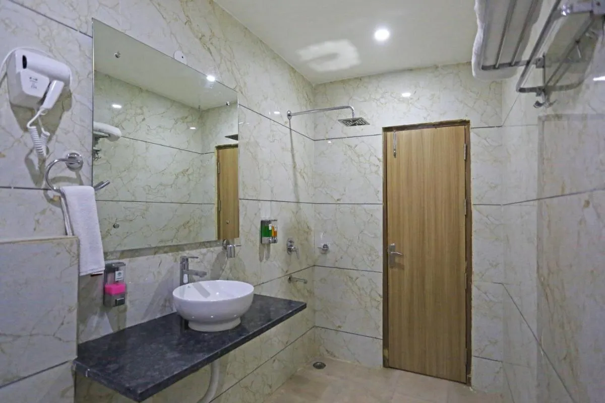 Image 5 of Hotel Decent Suites – Delhi Airport
