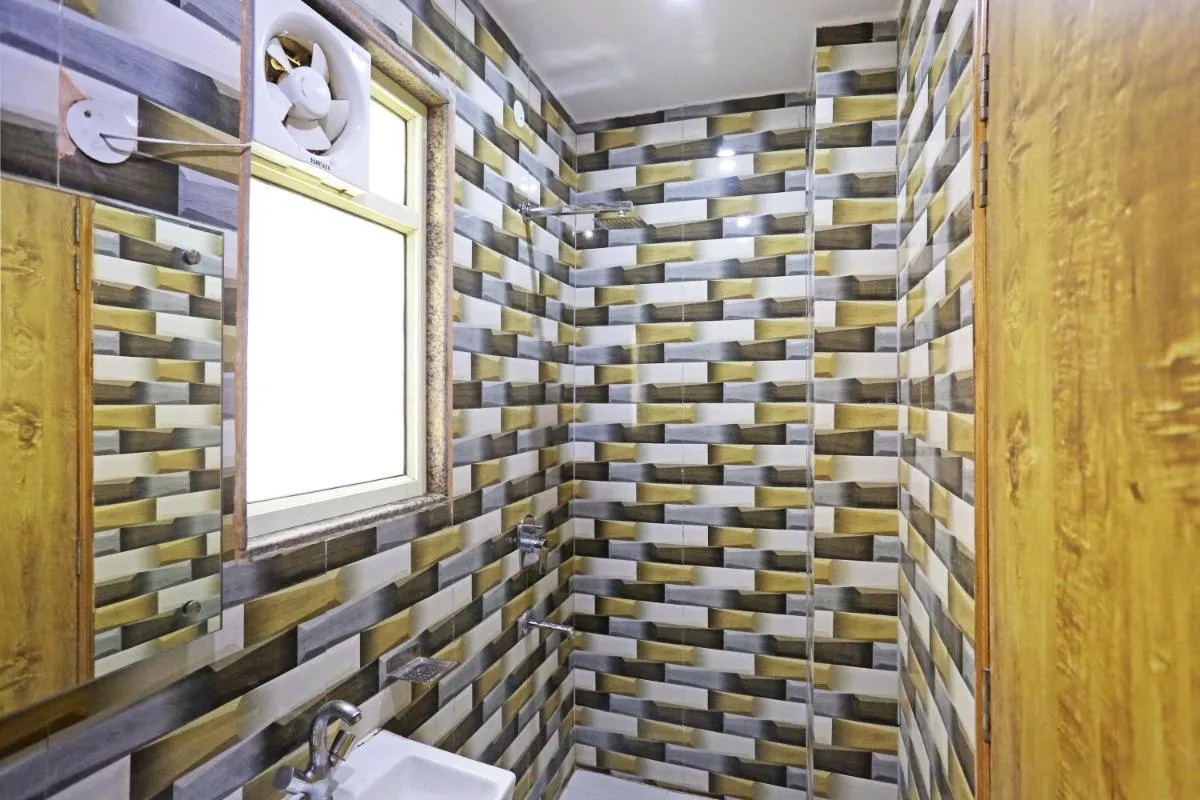 Image 2 of Hotel GL Suites Near Delhi Airport