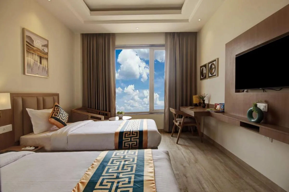 Image 6 of Hotel Grand King