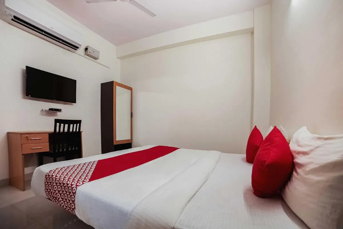 Image 2 of Hotel Honey Inn