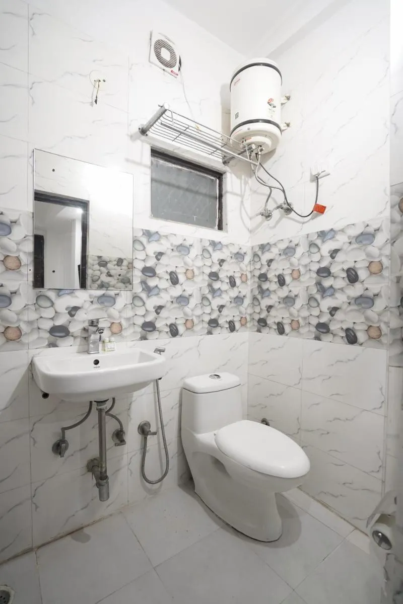 Image 3 of Hotel Kelvish by Foxi Group