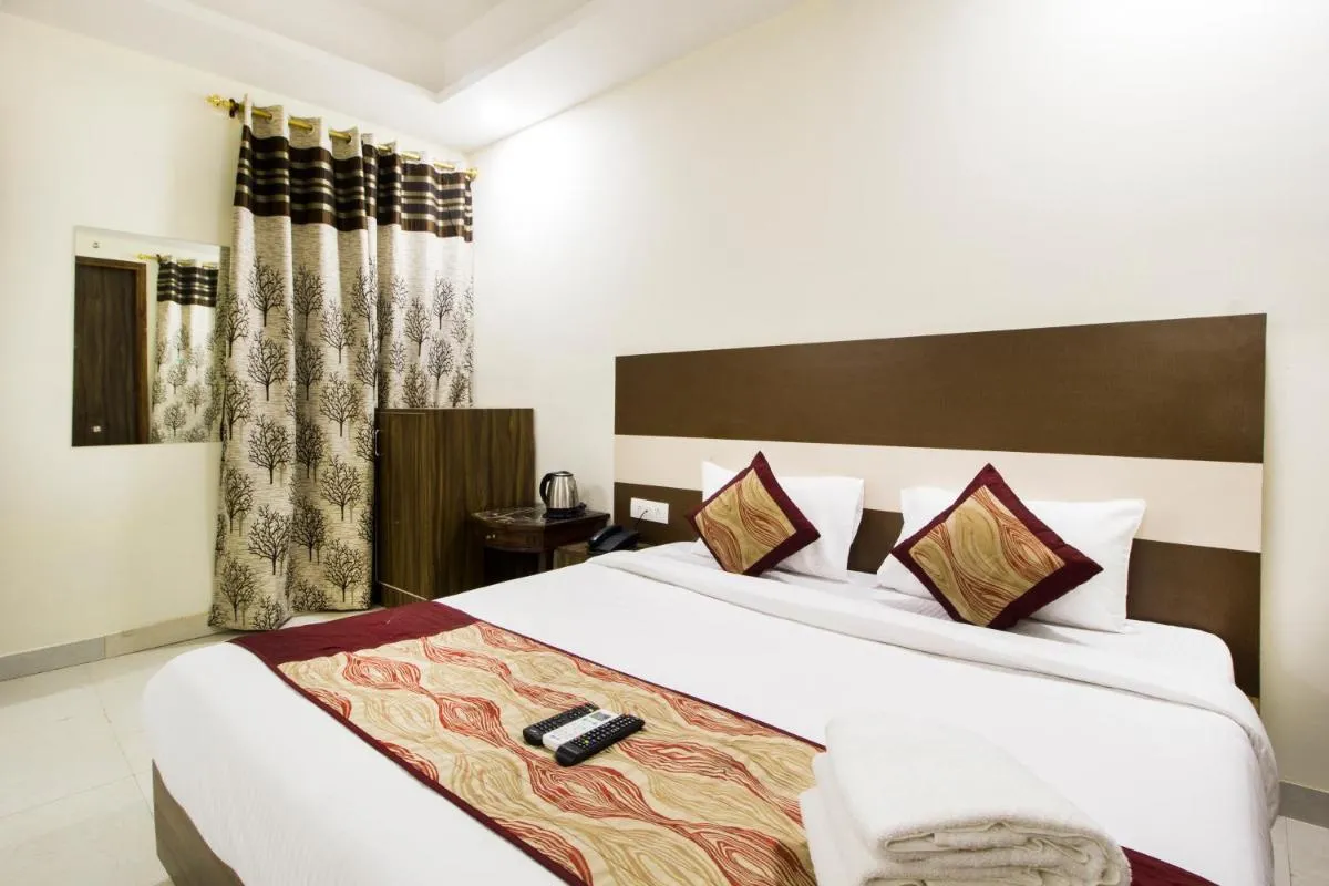 Image 1 of Hotel Platinum Near Delhi Airport