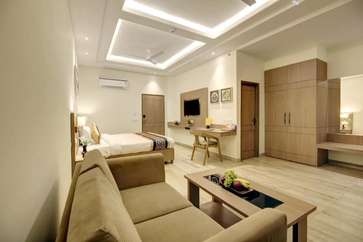 Image 4 of Hotel Royal marina