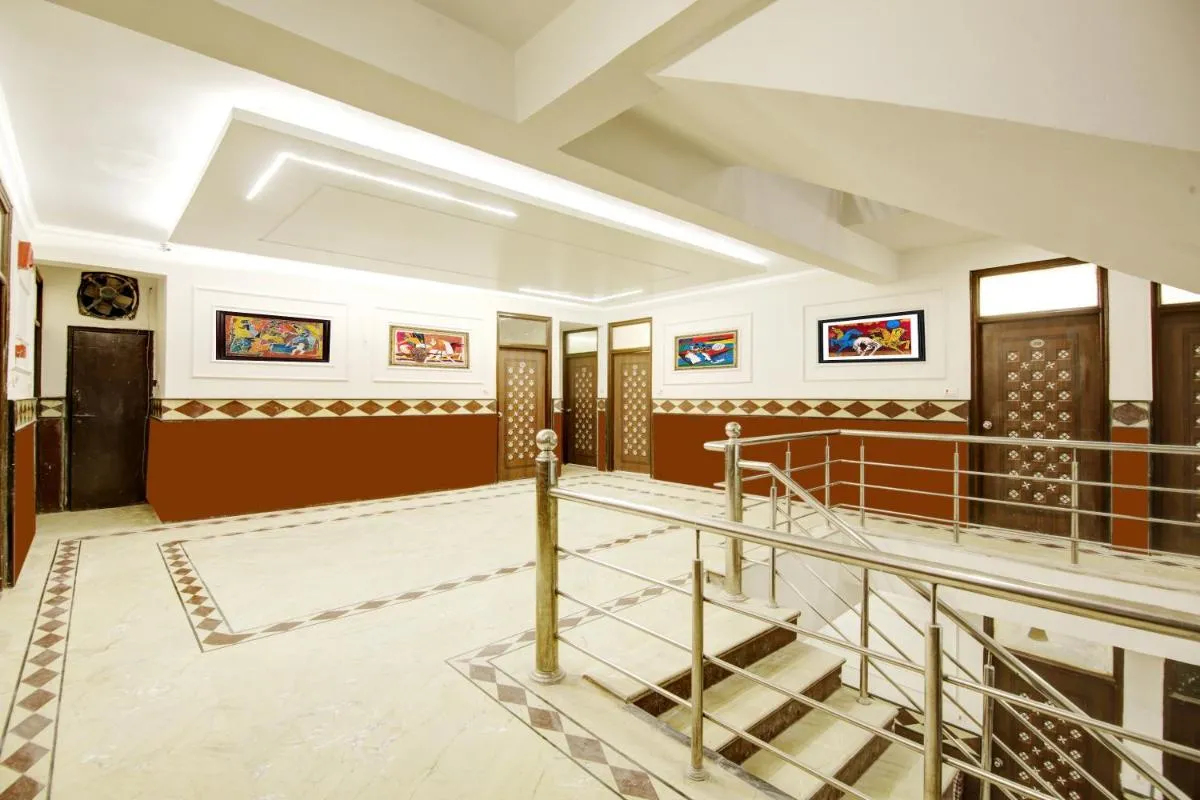 Image 2 of Hotel Starvilla – Front of New Delhi Railway Station
