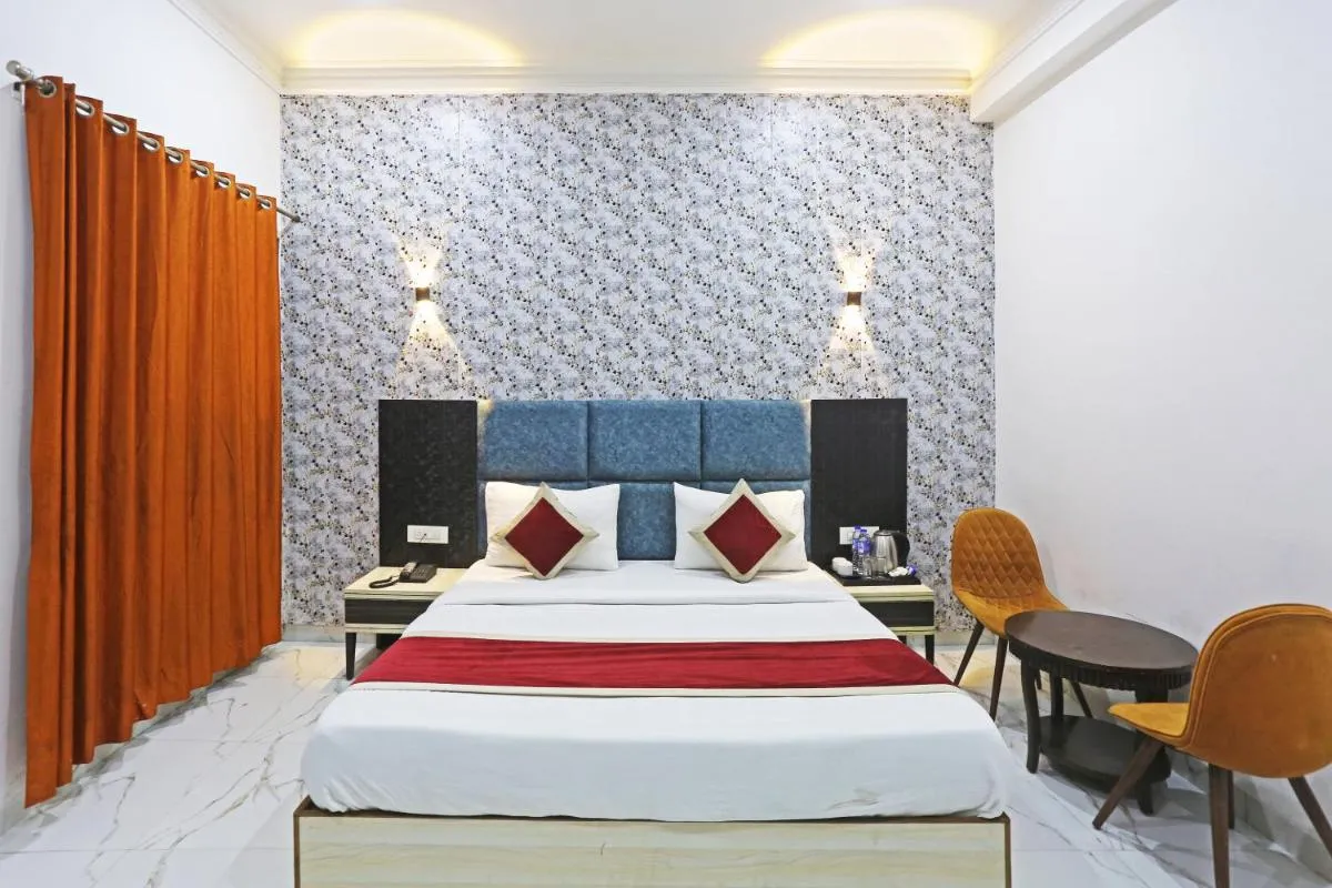 Image 6 of Hotel The Almora Residency Near Delhi Airport