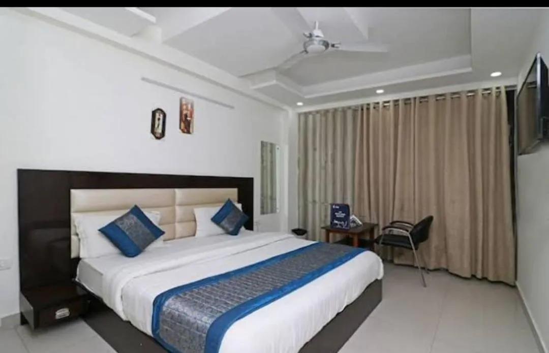 Image 2 of Hotel airport sweet palace