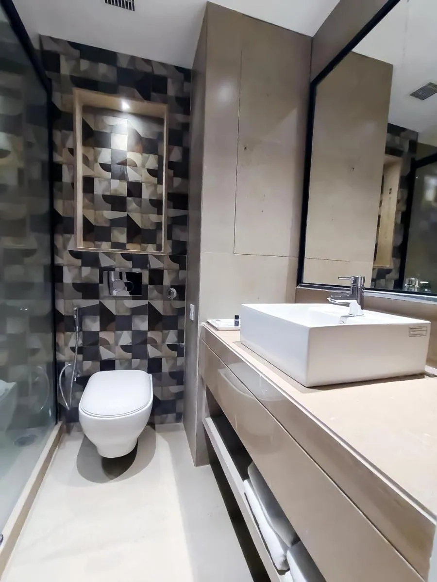 Image 4 of OPO The Royal Residency