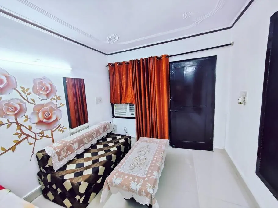 Image 3 of Peaceful Studio with Kitchen