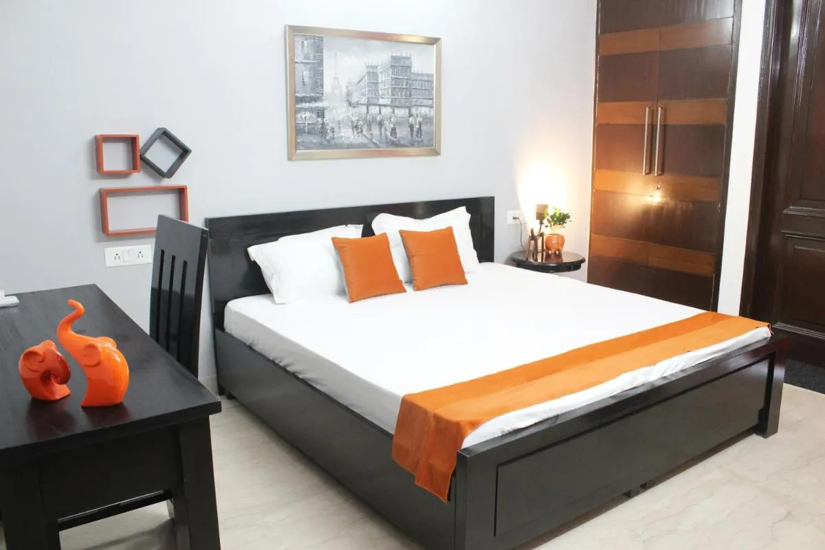 Image 1 of Premium Luxurious 2BHK w/ huge Livingroom (14)