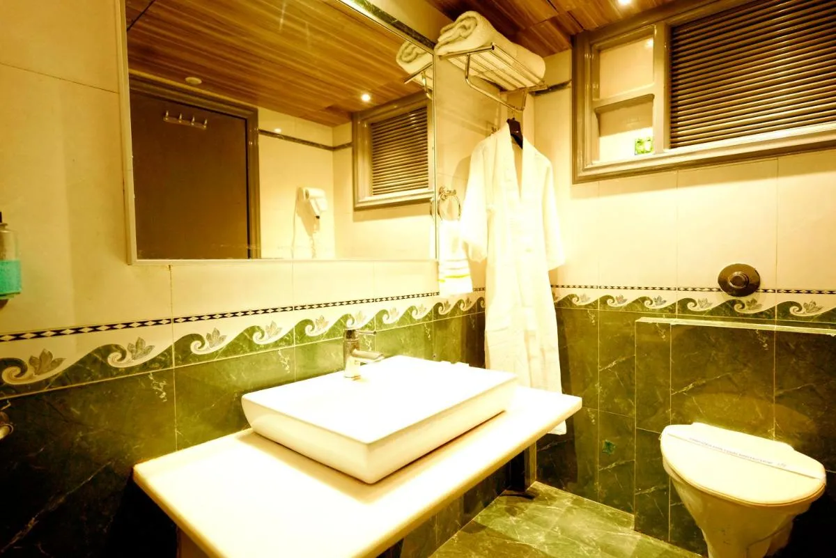 Image 2 of THE SINGH EMPIRE, New Delhi