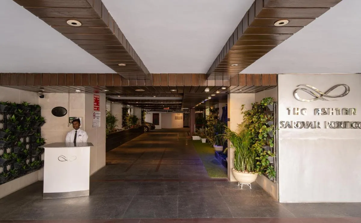 Image 6 of The Ashtan Sarovar Portico