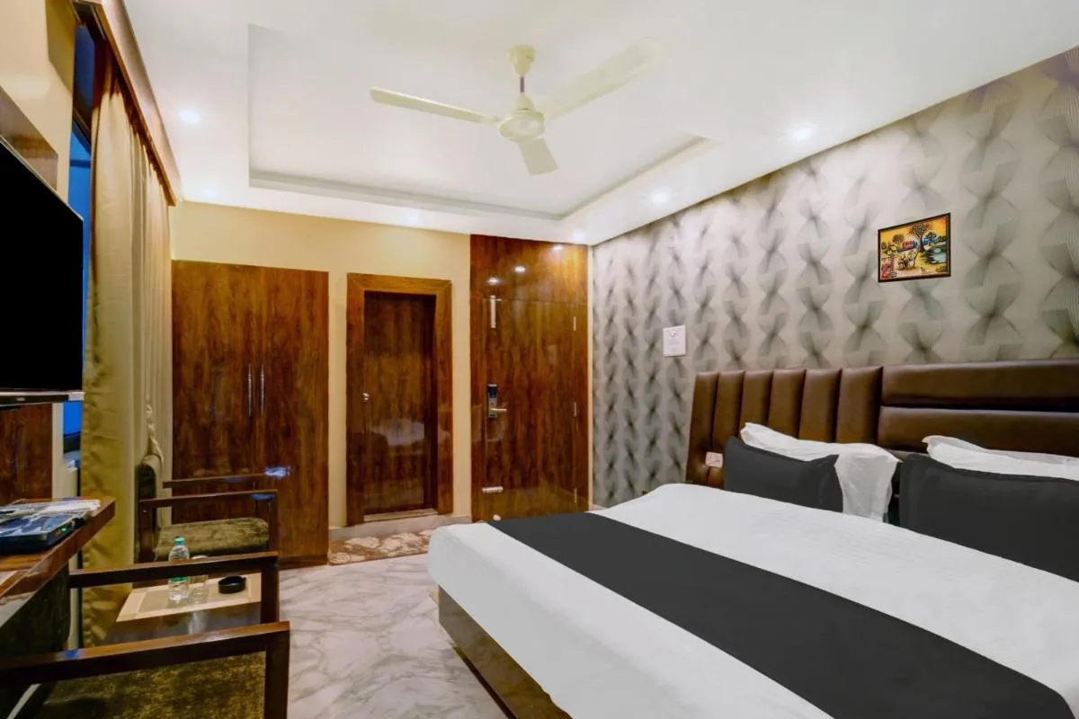 Image 4 of The Grand Ambrosia